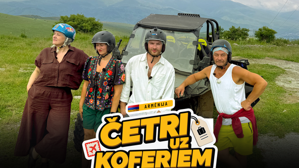 Četri uz koferiem