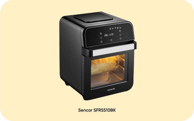 Melns aerogrils Sencor SFR5510BK ar digitālo displeju un caurspīdīgu lodziņu, kurā redzams ēdiena gatavošanās process.