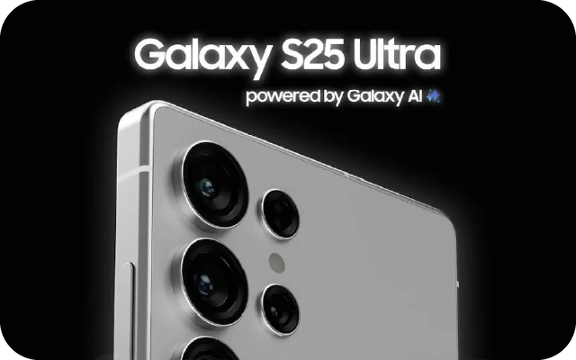 Galaxy S25 Ultra mobilā telefona aizmugure ar vairākiem kameru objektīviem un uzrakstu virs telefona "powered by Galaxy AI" uz melna fona.