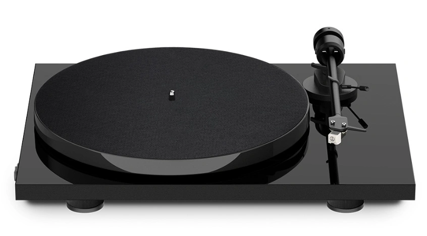 Pro-Ject E1 (AT3600L) - High gloss black