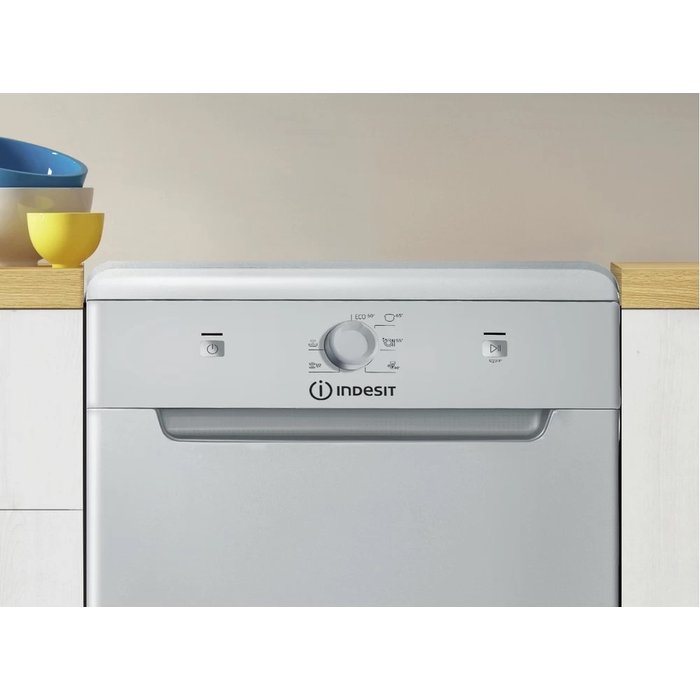 Trauku mazgājamā mašīna Indesit DSFE 1B10 S
