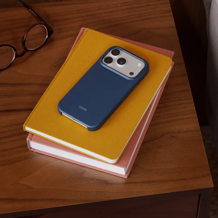 Beats iPhone 17 Pro Case with MagSafe and Camera Control – Bedrock Blue