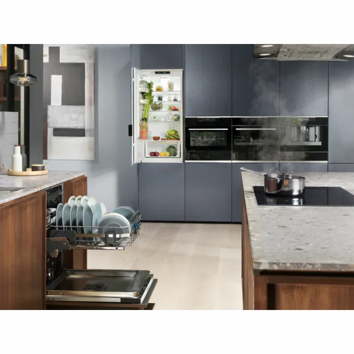 Trauku mazgājamā mašīna Electrolux EEC767310L