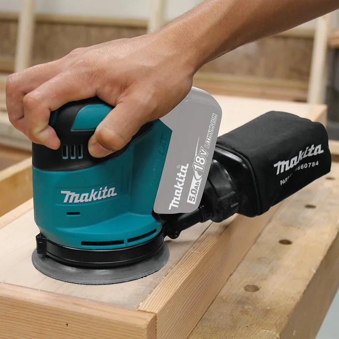 Slīpmašīnas Makita DB0180Z