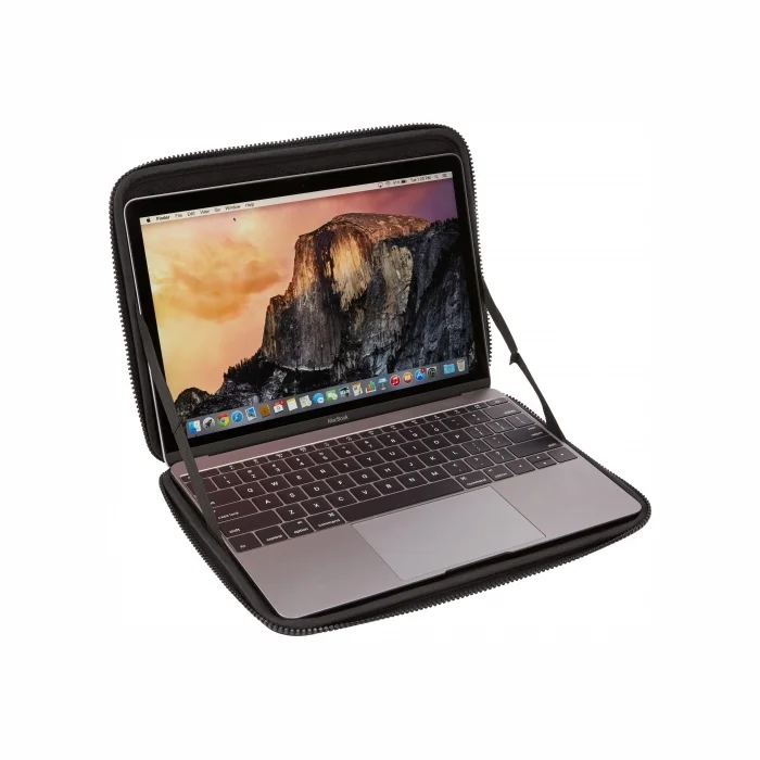 Datorsoma Thule Gauntlet MacBook TGSE-2352 12"