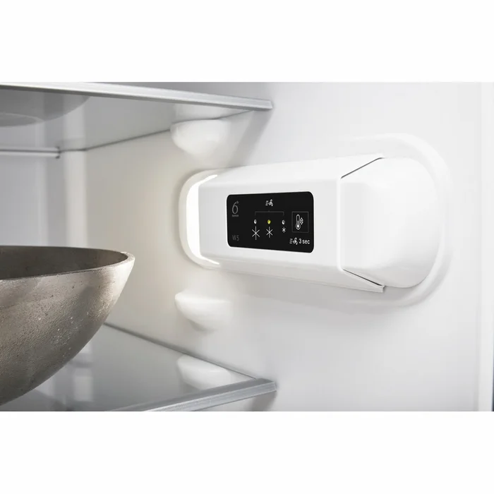 Ledusskapji Whirlpool W5721EOX2