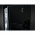 Ledusskapis Electrolux LNT7ME34K1 [Mazlietots]