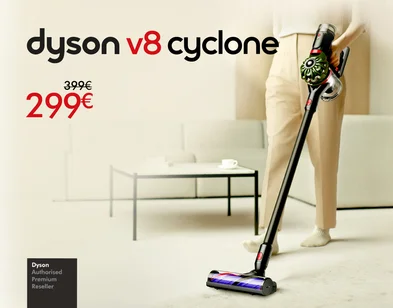 Dyson Airwrap i.d. matu veidotājs ar melnu uzglabāšanas futlāri; kreisajā pusē teksts "dyson airwrap i.d." un akcijas cena 389 € samazināta no 599 €, apakšējā stūrī norāde "Dyson Authorised Premium Reseller".