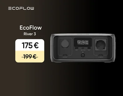 EcoFlow River 3 elektrostacija novietota uz koka galva un ir savienota ar mobilo telefonu. Fonā piknika krēsls un lampiņa. Cena 199 eur, svītrotā cena 234 eur.